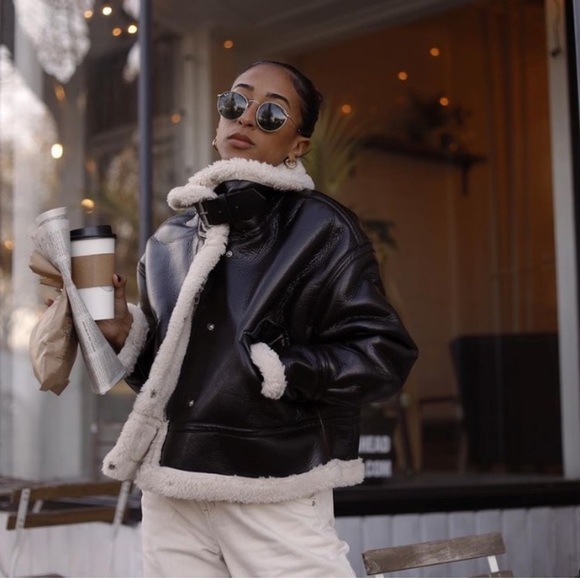 🔥LAST 1 LEFT!!🔥  ZARA NWT Bloggers Favorite Faux Leather Fleece Collar Jacket - Picture 7 of 16